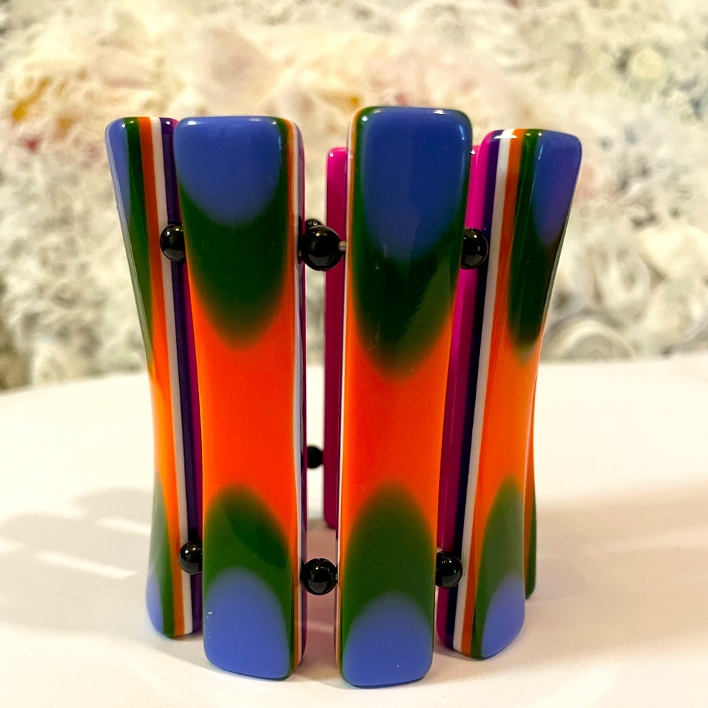 Vintage plastic cuff